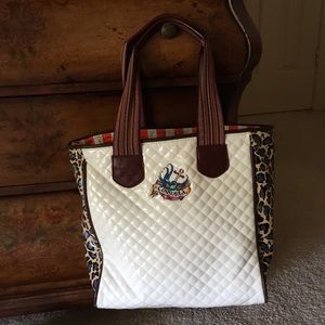 Consuela Classic Tote